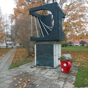 Photo 6 - Kärdla rannapark ja vabrikuväljak