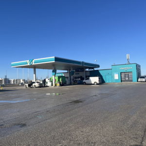 Photo 1 - Gas Station Terminal Raadi