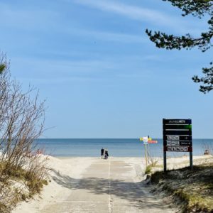 Photo 3 - Jaunķemeru pludmales laipas