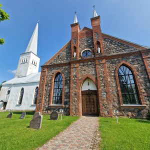 Photo 2 - Kambja church