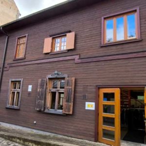 Photo 1 - Renovācijas centrs “Koka Rīga”