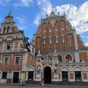 Photo 1 - Melngalvju nams